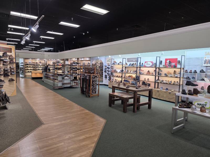 The Shoe Market Display